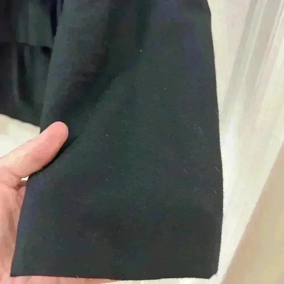 J Crew Ladies Black 100% Wool Ruffled Cascade Blazer Jacket Size 6 Business - Picture 4 of 7